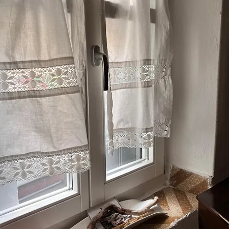 Evagelia's Stylish Stay! شقة *