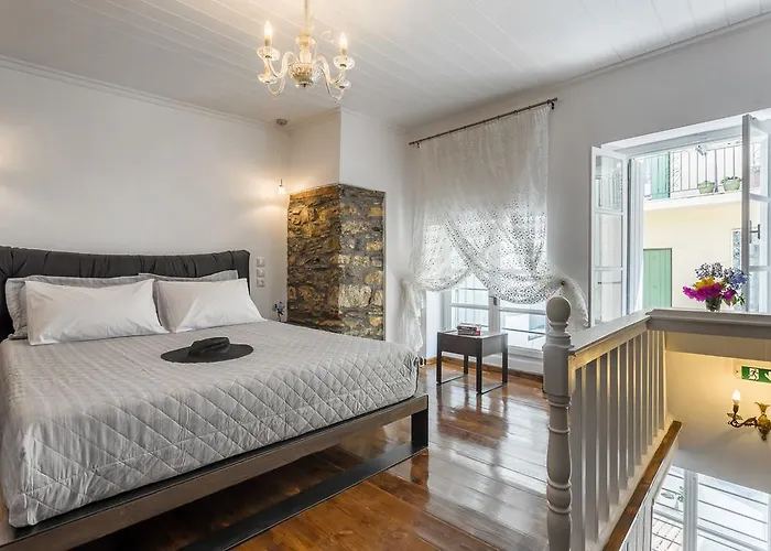 Evagelia's Skopelos Town